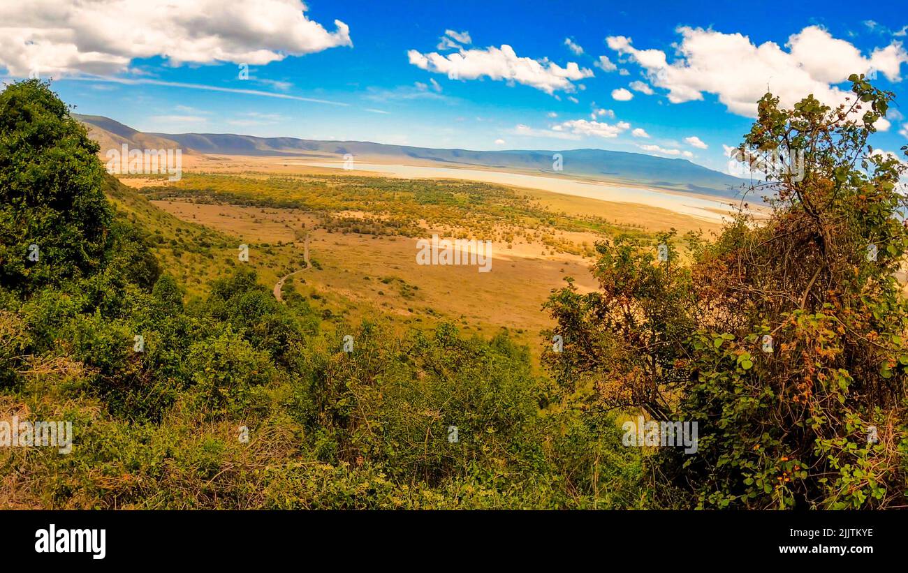 Une vue panoramique de la zone de conservation de Ngorongoro en Tanzanie Banque D'Images