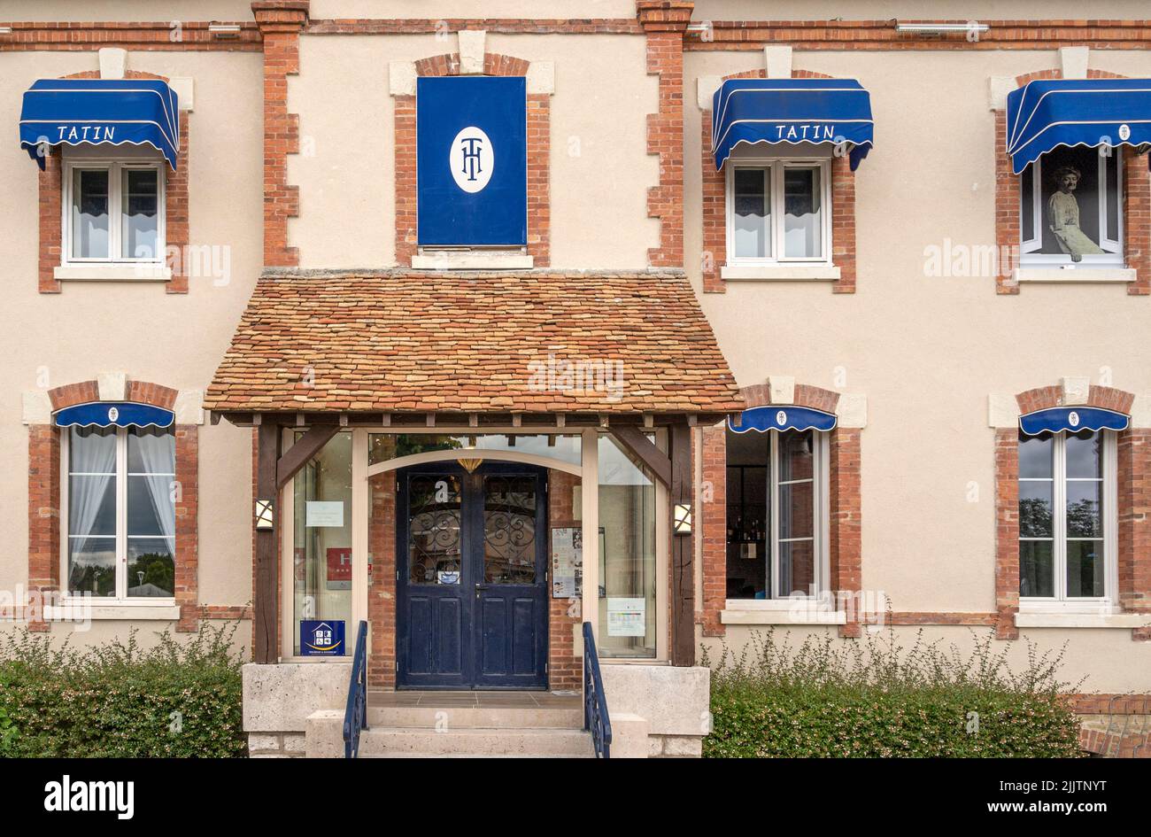 La Maison Tatin abrite le légendaire gâteau aux pommes « Tarte Tatin » et un luxueux hôtel-restaurant en Sologne Banque D'Images