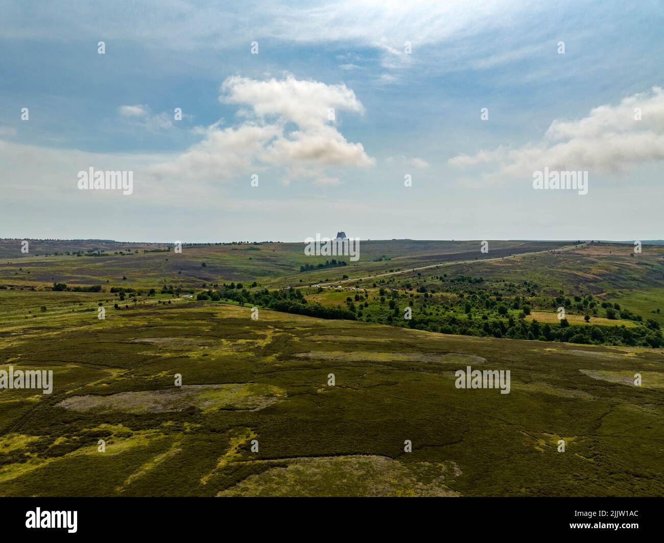 Le RAF Fylingdales du North Yorkshire fournit un service continu d'alerte rapide de missiles balistiques aux gouvernements britannique et américain Aerial Drone the Air Banque D'Images