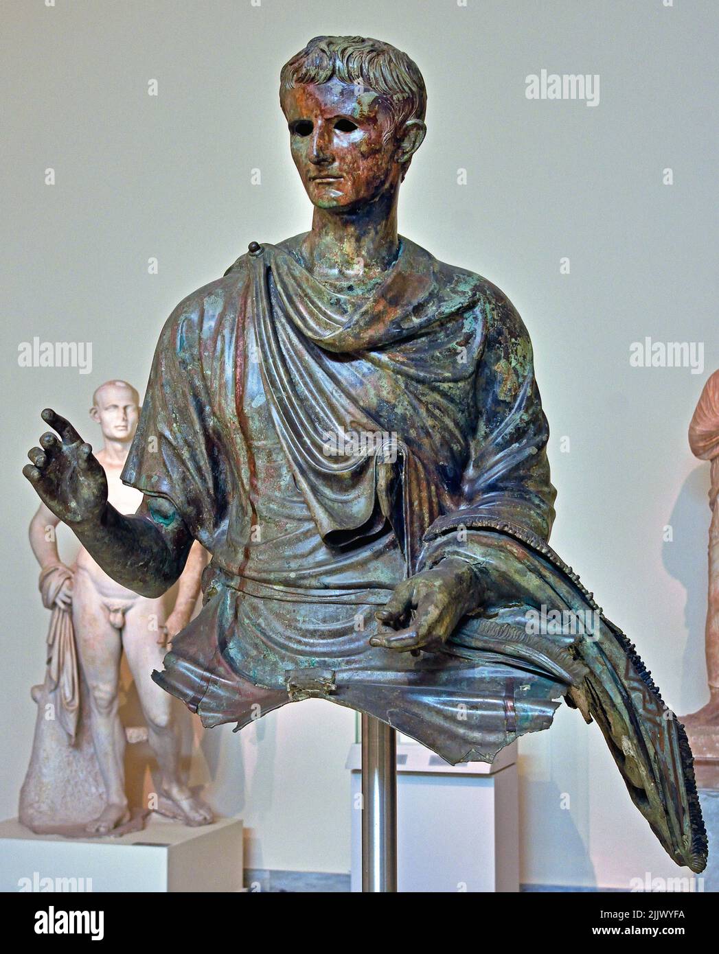 Statue de bronze romain, empereur romain Auguste, 12-10 av. J.-C., trouvée dans la mer d'Agéan, île d'Euboea, Musée archéologique national d'Athènes. Banque D'Images