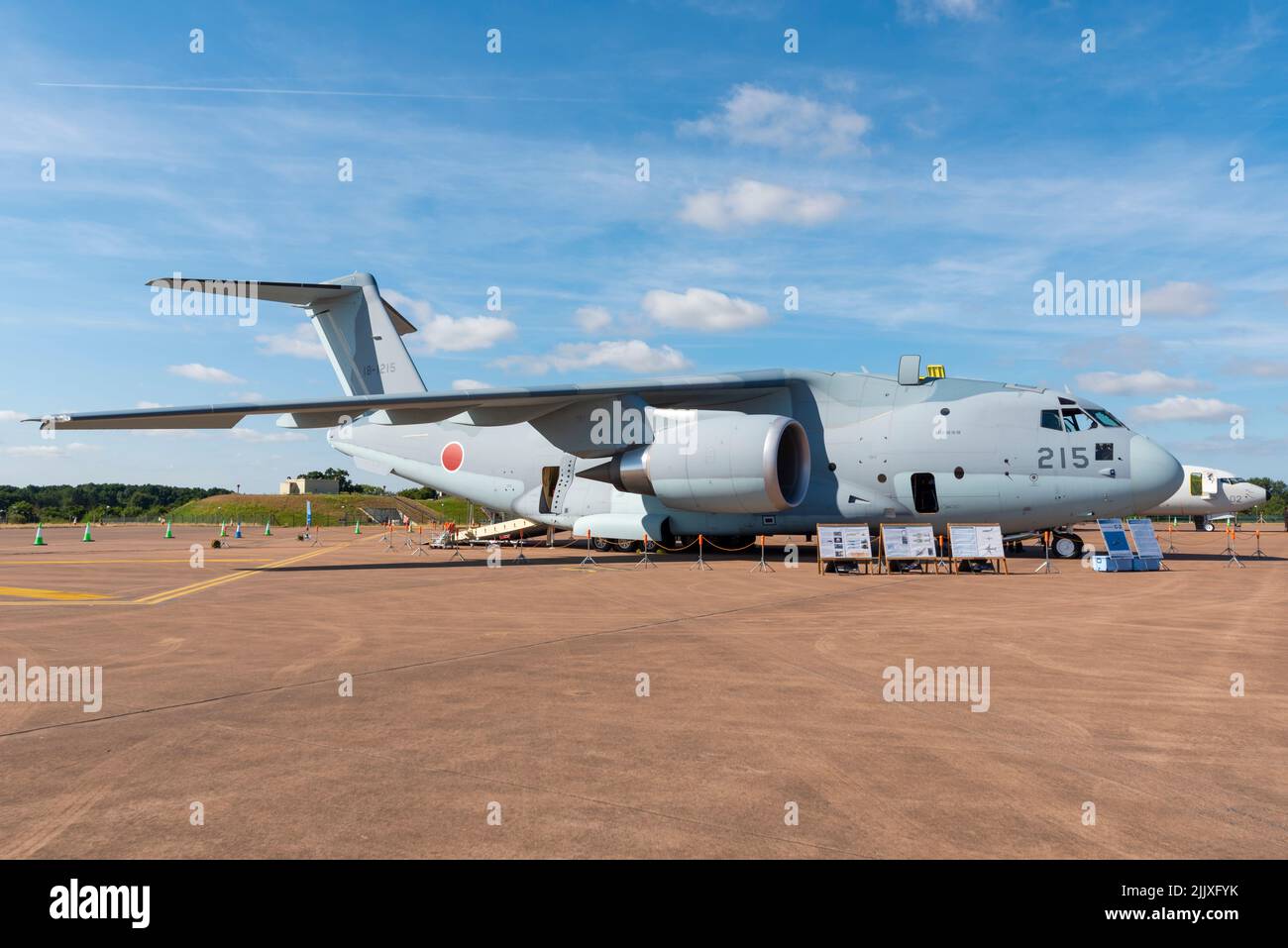 Japan Air Self Defense Force Kawasaki C-2 au Royal International Air Tattoo Airshow à RAF Fairford, Royaume-Uni. Avion de transport militaire japonais Banque D'Images