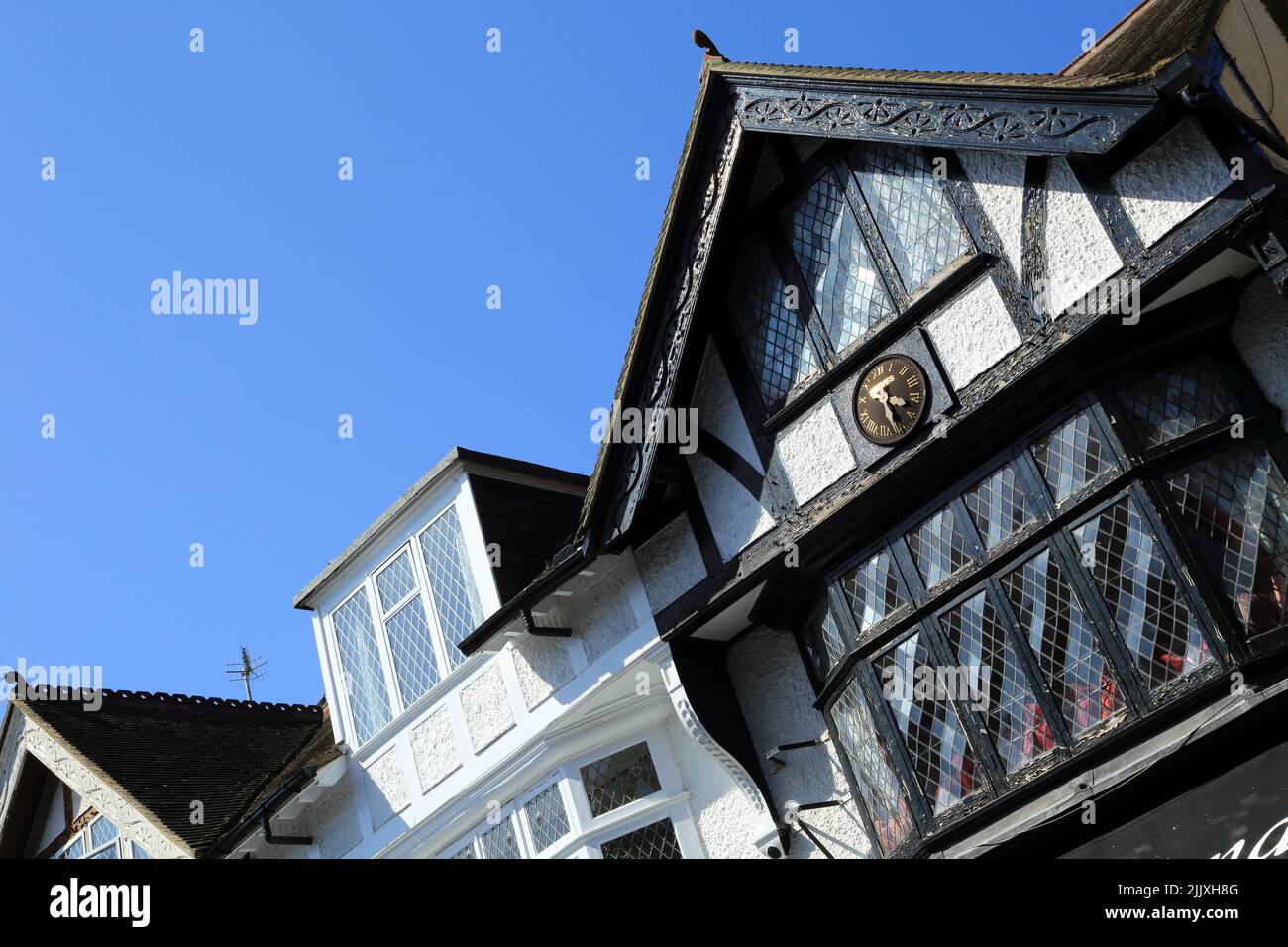 Immeuble tudor factice situé au 85 High Street, Hythe, Kent, Angleterre, Royaume-Uni Banque D'Images