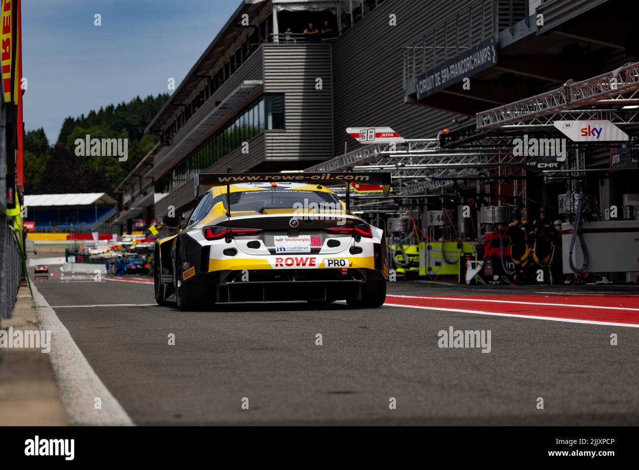98 Rowe Racing, BMW M4 GT3 d'Augusto FARFUS, Nicholas YELLOLY, Nicky CATSBURG, en action pitlane, pendant les TotalEnergies 24 heures de Spa 2022, 7th ronde du Fanatec GT World Challenge Europe 2022 Powered by AWS, de 27 juillet à 31, 2021 sur le circuit de Spa-Francorchamps, à Stavelot, Belgique - photo: Paul Vaicle / DPPI / DPPI / LiveMedia Banque D'Images