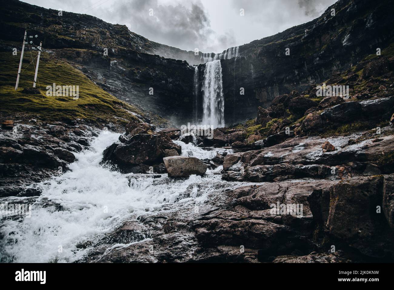 Chute d'eau de Fossá, vue dans les îles Féroé Banque D'Images
