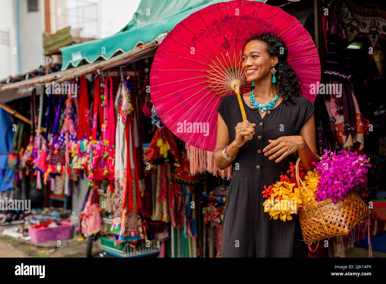 Femme au marché Hmong, Thaïlande, Asie du Sud-est, Asie Banque D'Images