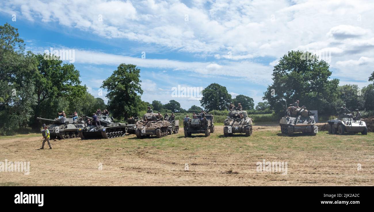 Surrey, Royaume-Uni - 2022 juillet : spectacle militaire de Capel. Spectacle de chars et de véhicules militaires et événement familial. Banque D'Images