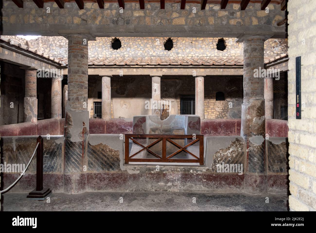 OPLONTIS, ITALIE - 03 MAI 2022 - chambres de l'ancienne Villa romaine Oplontis près de Pompéi, dans le sud de l'Italie Banque D'Images