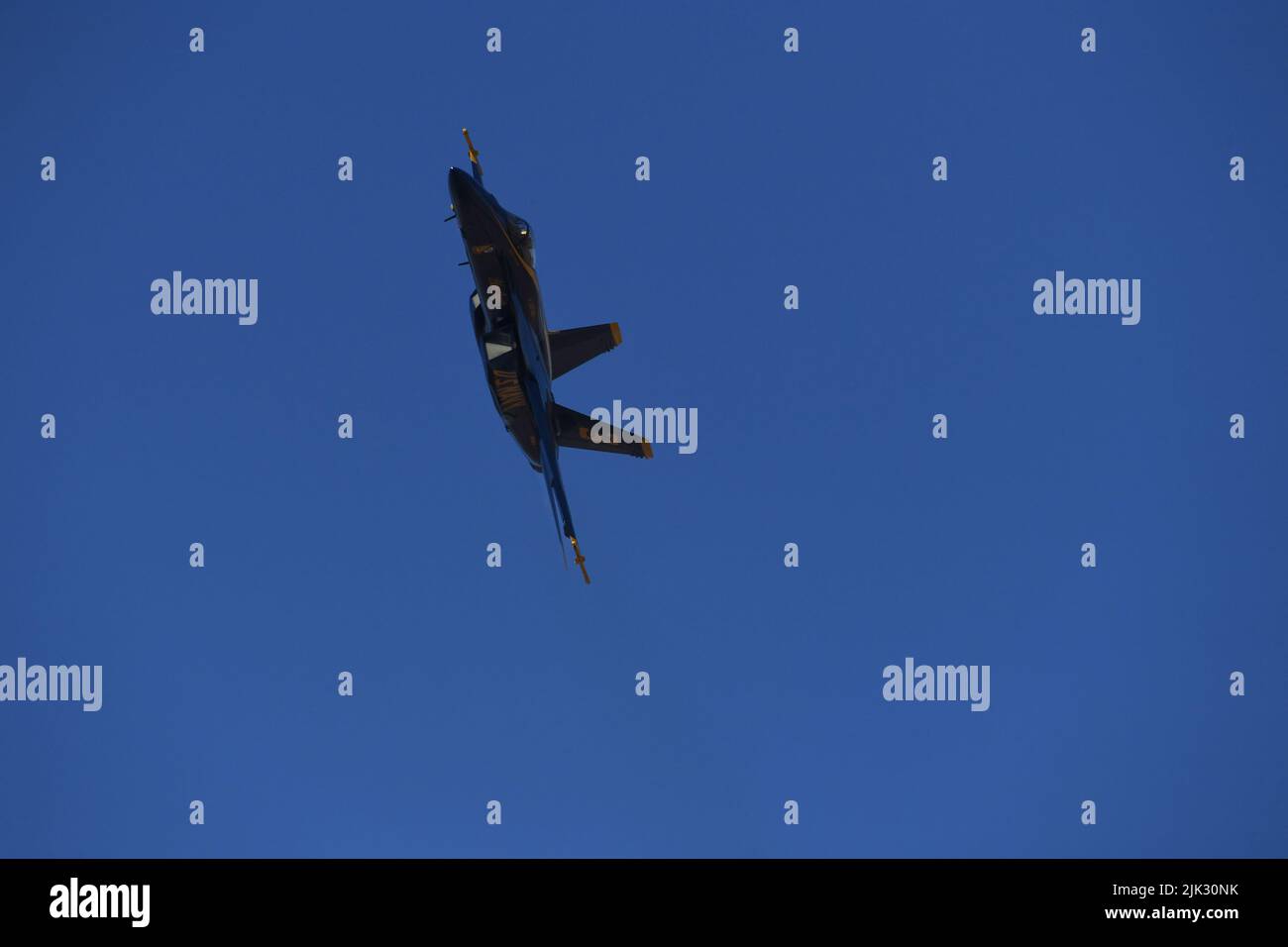 Blue Angel 3 pendant la pratique hivernale au NAF El Centro dans la vallée impériale de la Californie Banque D'Images