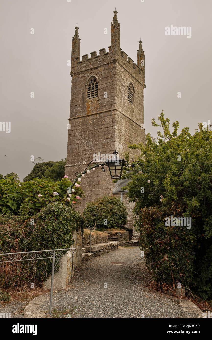 Extérieur de l'église St Mawgan-in-Mentheage, le Lizard, Cornouailles Banque D'Images