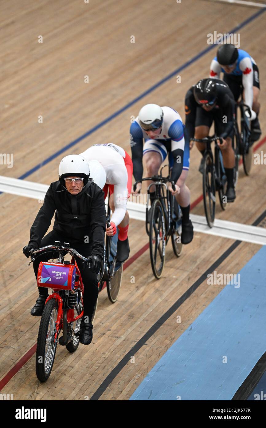 Birmingham, Royaume-Uni. 30th juillet 2022. Le premier cycle du Keirin masculin lors de la course cycliste aux Jeux du Commonwealth au Vélodrome de Lee Valley le samedi 30th juillet 2022. (Credit: Pat Scaasi | MI News) Credit: MI News & Sport /Alay Live News Banque D'Images