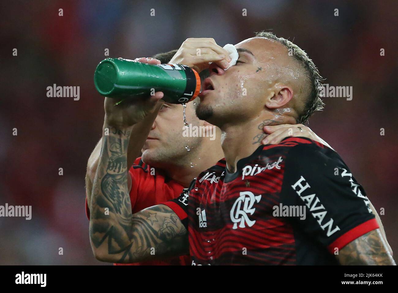 Everton Cebolinha do Flamengo, durante a partida entre Flamengo e Atlético Goianiense, pela 20ª rodada do Campeonato Brasileiro série A 2022, no Estádio do Maracanã, neste sábado 30. Banque D'Images