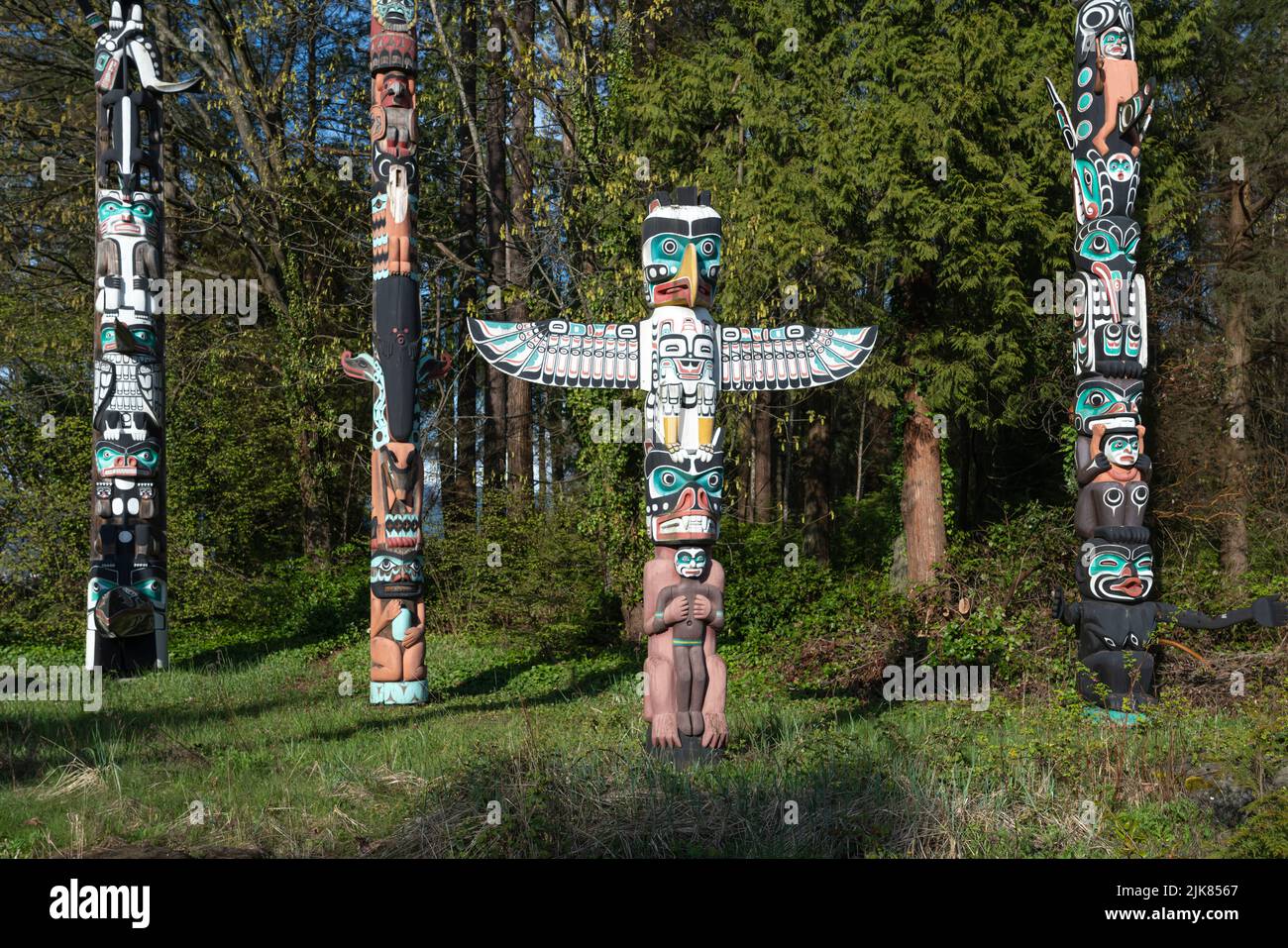 Les totems du parc Stanley, Vancouver, Colombie-Britannique, Canada. Banque D'Images