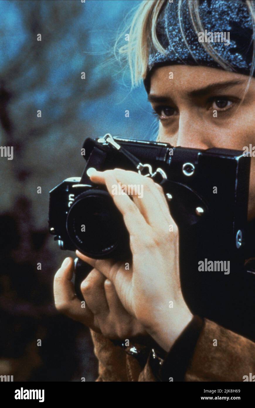 Sharon Stone film Year of the Gun (USA 1991) personnages : Alison King réalisateur : John Frankenheimer 10 septembre 1991 **AVERTISSEMENT** cette photographie est réservée à un usage éditorial et est protégée par les droits d'auteur de INITIAL films et/ou du photographe désigné par The film or production Company et ne peut être reproduite que par des publications dans le cadre de la promotion du film ci-dessus. Un crédit obligatoire pour les films INITIAUX est requis. Le photographe doit également être crédité lorsqu'il est connu. Aucune utilisation commerciale ne peut être accordée sans autorisation écrite de The film Company. Banque D'Images