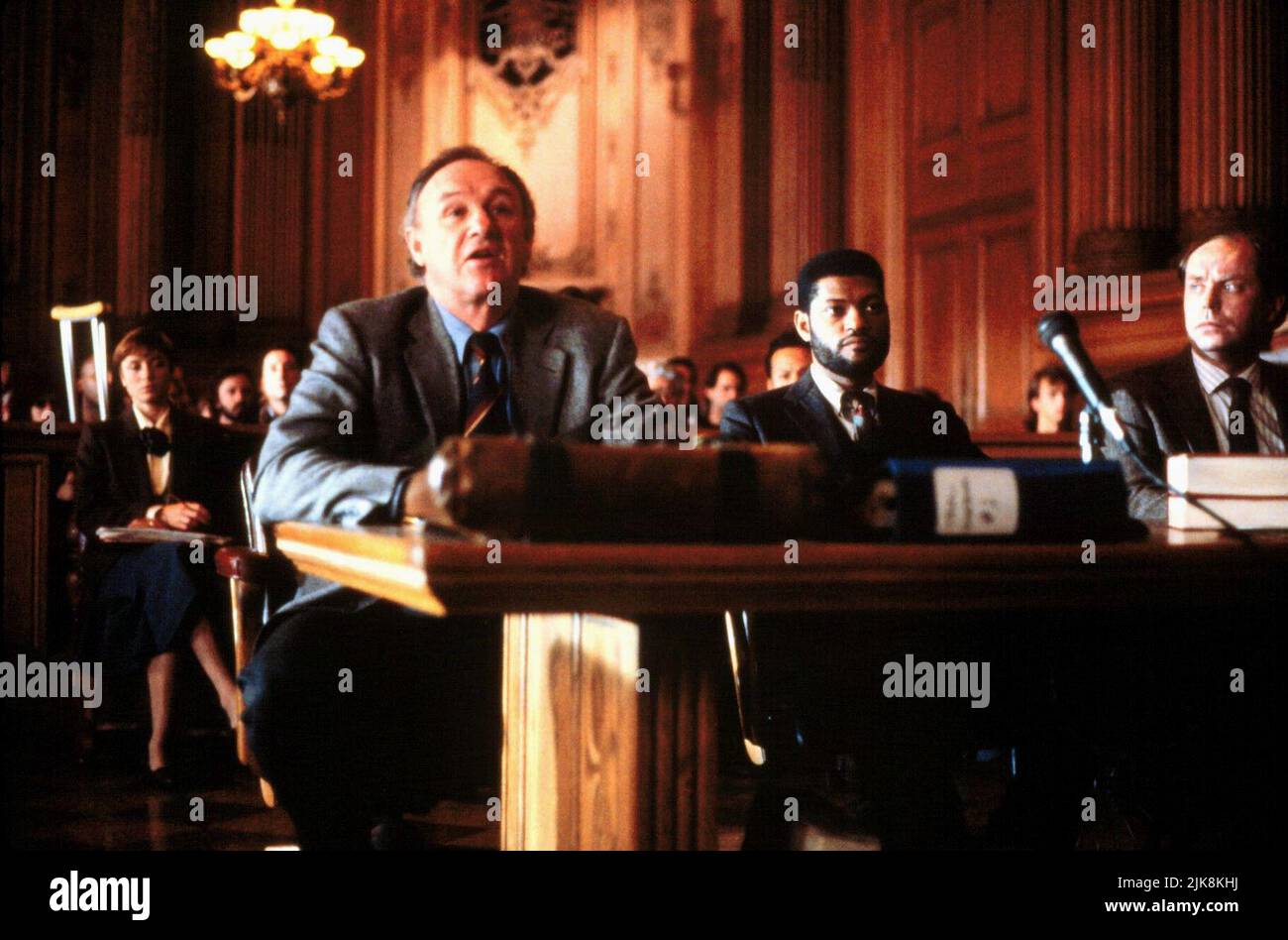 GENE Hackman & Laurence Fishburn film Class action (1991) personnages : Jedediah Tucker Ward & réalisateur : Michael Apted 18 mars 1991 **AVERTISSEMENT** cette photographie est à usage éditorial exclusif et est la propriété de 20THCENTURY FOX et/ou du photographe désigné par la société de production et ne peut être reproduite que par des publications en liaison avec la promotion du film ci-dessus. Un crédit obligatoire à 20THCENTURY FOX est requis. Le photographe doit également être crédité lorsqu'il est connu. Aucune utilisation commerciale ne peut être accordée sans autorisation écrite de The film Company. Banque D'Images