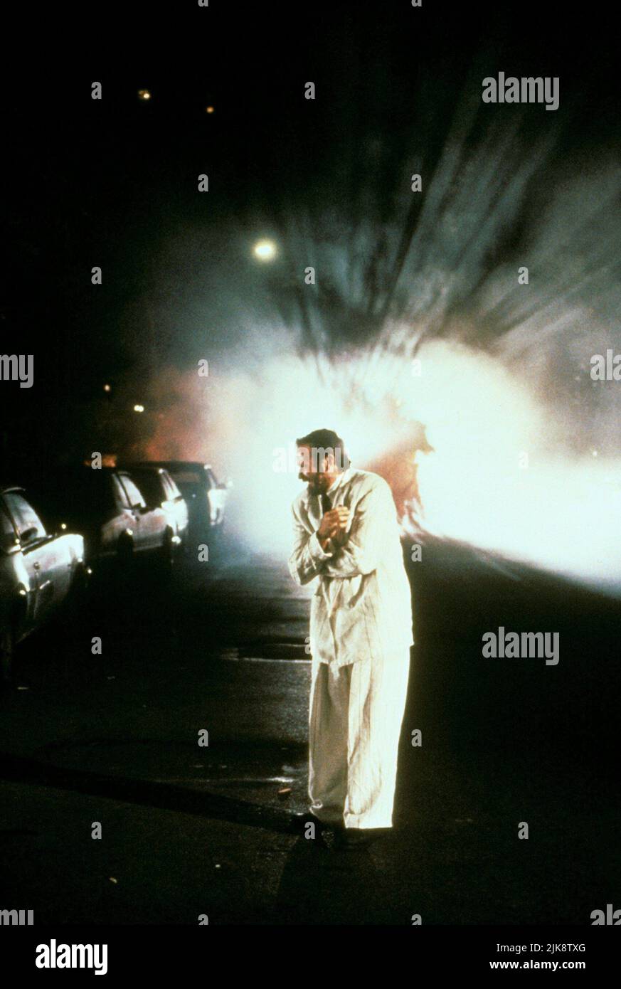 Robin Williams film: The Fisher King (1991) personnages: Parry Director: Terry Gilliam 13 septembre 1991 **AVERTISSEMENT** cette photographie est à usage éditorial exclusif et est le droit d'auteur de COLUMBIA et/ou le photographe assigné par la Société du film ou de la production et ne peut être reproduite que par des publications dans le cadre de la promotion du film ci-dessus. Un crédit obligatoire pour LA COLOMBIE est requis. Le photographe doit également être crédité lorsqu'il est connu. Aucune utilisation commerciale ne peut être accordée sans l'autorisation écrite de la Société du film. Banque D'Images