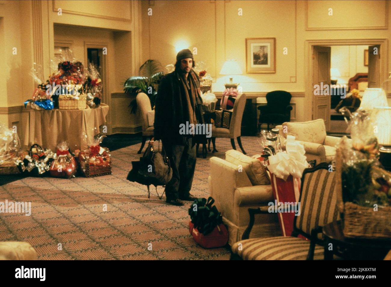 Andy Garcia film Accidental Hero (USA 1992) personnages : John Bubber réalisateur : Stephen Frears 02 octobre 1992 **AVERTISSEMENT** cette photographie est réservée à un usage éditorial et est la propriété de COLUMBIA et/ou du photographe désigné par The film or production Company et ne peut être reproduite que par des publications dans le cadre de la promotion du film ci-dessus. Un crédit obligatoire à COLUMBIA est requis. Le photographe doit également être crédité lorsqu'il est connu. Aucune utilisation commerciale ne peut être accordée sans autorisation écrite de The film Company. Banque D'Images