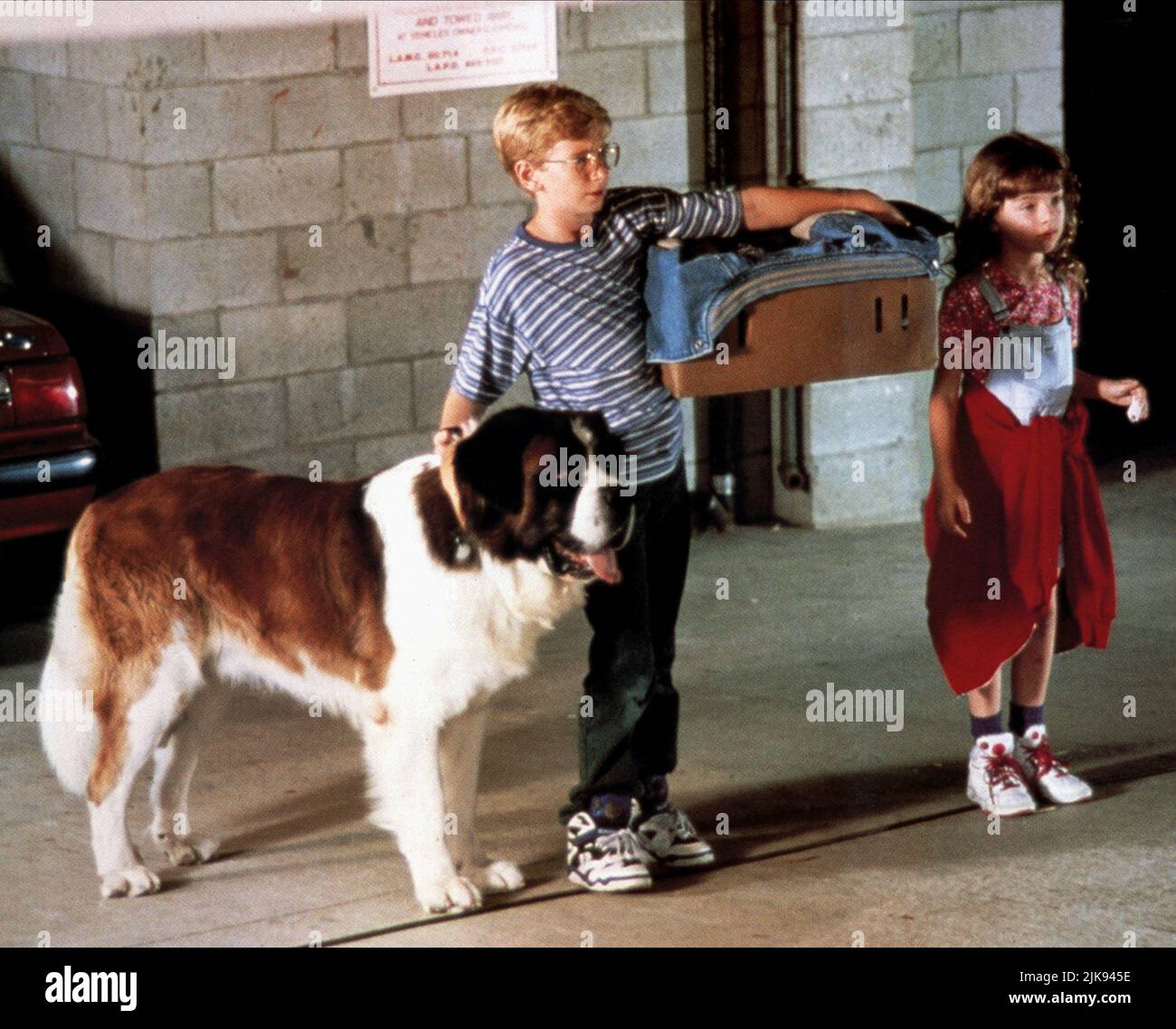 Films Et Séries Tv Avec Christopher Castile Sarah rose karr christopher castile Banque de photographies et d'images à  haute résolution - Alamy