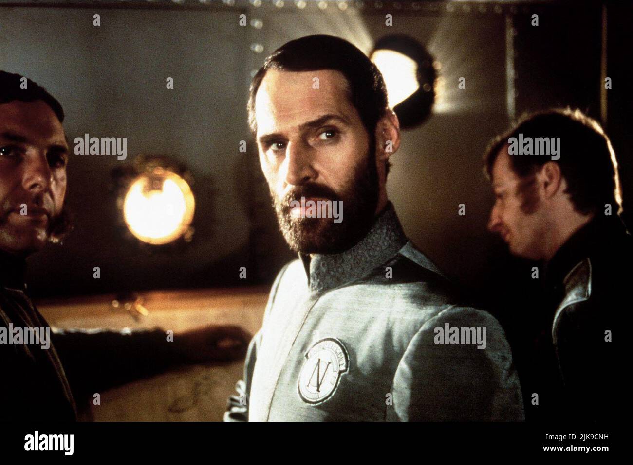 Ben Cross Television: 20 000 ligues sous la mer (TV-film) USA 1997, / Literaturverfilmung (basé sur le livre de Jules Verne) Directeur: Michael Anderson 23 mars 1997 **AVERTISSEMENT** cette photographie est destinée à un usage éditorial exclusif et est le droit d'auteur de MARQUE DE DIVERTISSEMENT et/ou le photographe assigné par la Société de film ou de production et ne peut être reproduite que par des publications en conjonction avec la promotion du film ci-dessus. Un crédit obligatoire pour LES DIVERTISSEMENTS EST requis. Le photographe doit également être crédité lorsqu'il est connu. Aucune utilisation commerciale ne peut être accordée sans aut écrit Banque D'Images