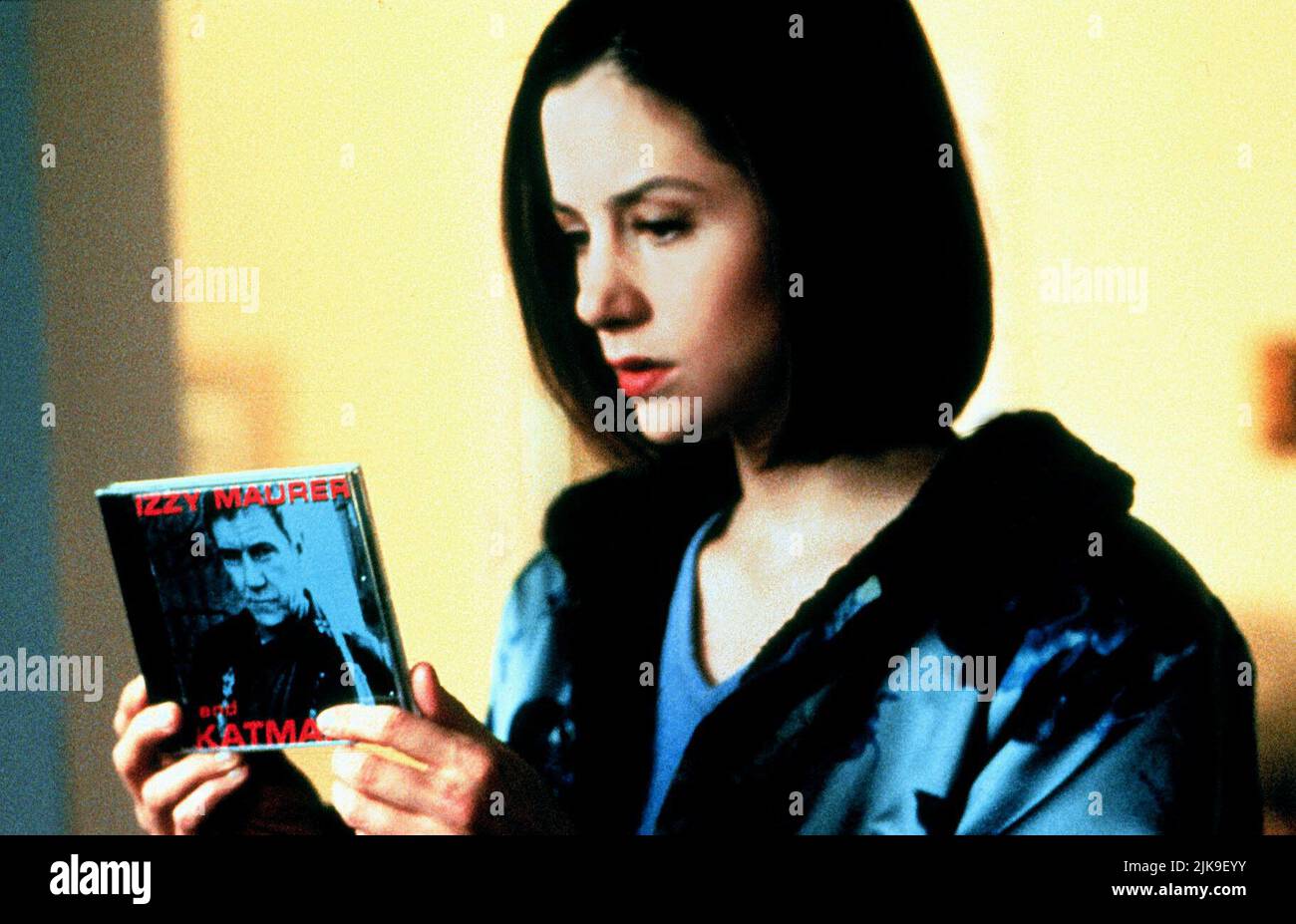 Mira Sorvino film Lulu on the Bridge (USA 1998) personnages : Celia Burns réalisateur : Paul Auster 14 août 1998 **AVERTISSEMENT** cette photographie est réservée à un usage éditorial et est protégée par les droits d'auteur de CAPITOL films et/ou du photographe désigné par la société de production et ne peut être reproduite que par des publications en liaison avec la promotion du film ci-dessus. Un crédit obligatoire pour CAPITOL films est requis. Le photographe doit également être crédité lorsqu'il est connu. Aucune utilisation commerciale ne peut être accordée sans autorisation écrite de The film Company. Banque D'Images