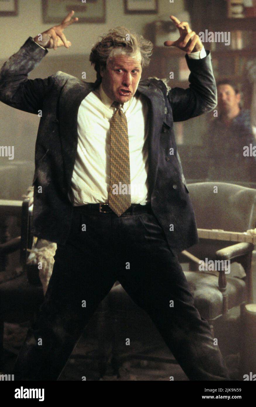 Jeff Daniels film Trial and Error (1997) personnages : Charles 'Charlie' Tuttle réalisateur : Jonathan Lynn 30 mai 1997 **AVERTISSEMENT** cette photographie est à usage éditorial seulement et est la propriété de NEW LINE et/ou du photographe assigné par la société de production et ne peut être reproduite que par des publications en conjonction avec la promotion du film ci-dessus. Un crédit obligatoire pour LA NOUVELLE LIGNE est requis. Le photographe doit également être crédité lorsqu'il est connu. Aucune utilisation commerciale ne peut être accordée sans autorisation écrite de The film Company. Banque D'Images