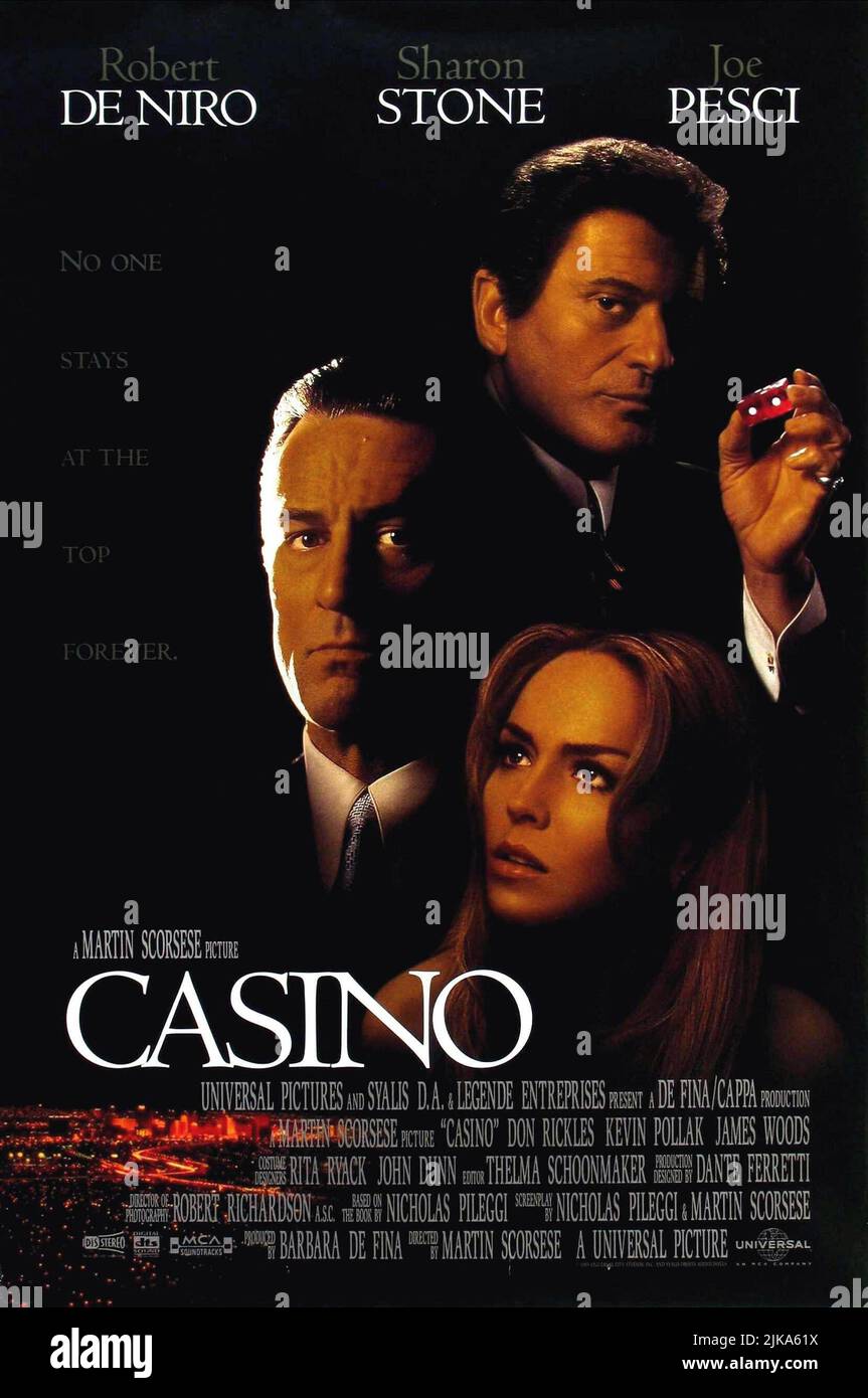 Robert de Niro, Joe Pesci & Sharon Stone Poster film: Casino (USA/FR 1995) personnages: Sam 'Ace' Rothstein, Nicky Santoro, Ginger McKenna Directeur: Martin Scorsese 14 novembre 1995 **AVERTISSEMENT** cette photographie est destinée à un usage éditorial exclusif et est protégée par les droits d'auteur des IMAGES UNIVERSELLES et/ou du photographe attribué par la Société de film ou de production et ne peut être reproduite que par des publications dans le cadre de la promotion du film ci-dessus. Un crédit obligatoire pour LES PHOTOS UNIVERSELLES est requis. Le photographe doit également être crédité lorsqu'il est connu. Aucune utilisation commerciale ne peut être accordée sans écrit Banque D'Images