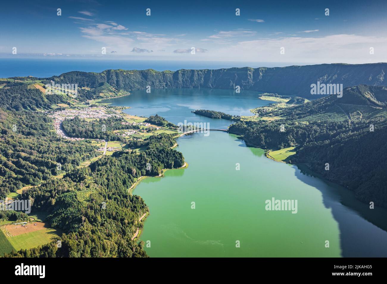 Vue aérienne du Lagoa das Sete Cidades, Açores Banque D'Images