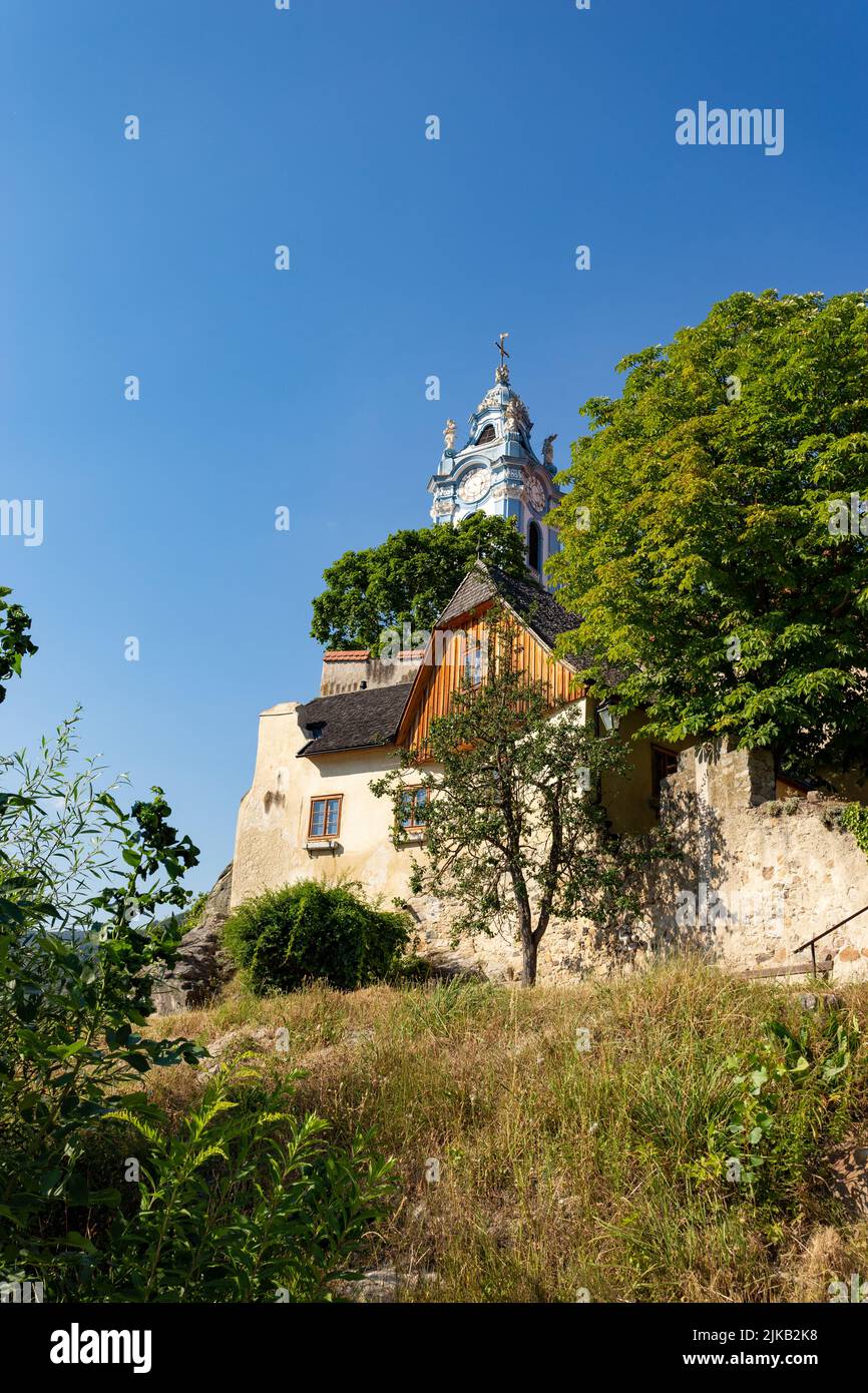 Église de Durnstein à Wachau sur le Danube, site autrichien classé au patrimoine mondial de l'UNESCO Banque D'Images