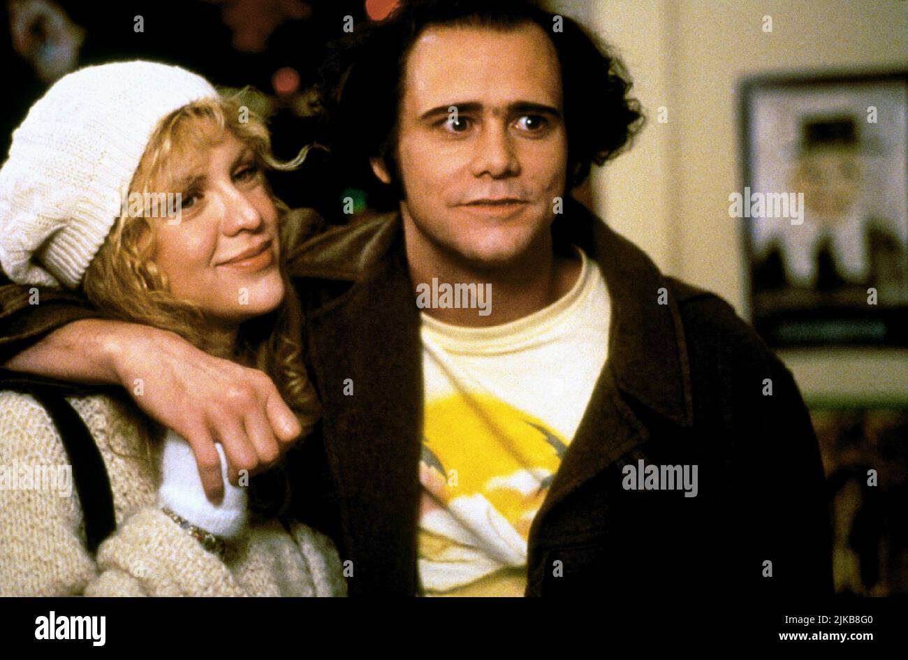 Courtney Love & Jim Carrey film: Man on the Moon (USA/UK/JP/DE 1999) personnages: Lynne Margulies & Andy Kaufman Directeur: Milos Forman 07 décembre 1999 **AVERTISSEMENT** cette photographie est destinée à un usage éditorial exclusif et est protégée par les droits d'auteur des IMAGES UNIVERSELLES et/ou du photographe attribué par la Société de film ou de production et ne peut être reproduite que par des publications dans le cadre de la promotion du film ci-dessus. Un crédit obligatoire pour LES PHOTOS UNIVERSELLES est requis. Le photographe doit également être crédité lorsqu'il est connu. Aucune utilisation commerciale ne peut être accordée sans l'autorisation écrite de film Comla Banque D'Images