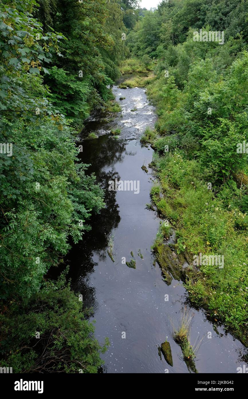 River Dee à Tongland près de Kirkcudbright à Dumfries et Galloway en Écosse Banque D'Images