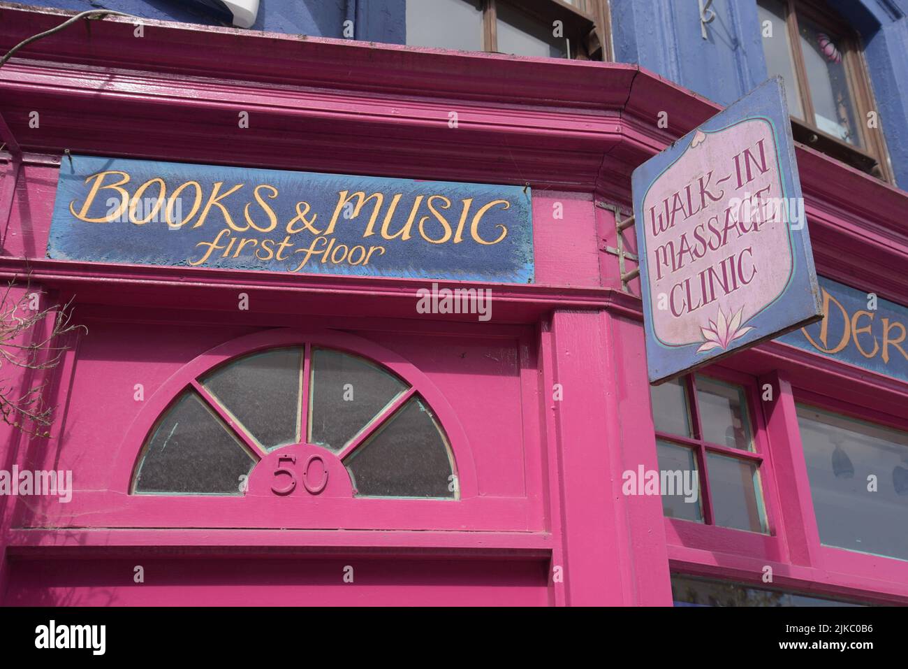 La boutique de thérapie et la clinique de massage de Dervish à Cork City, Irlande, juillet 2022 Banque D'Images