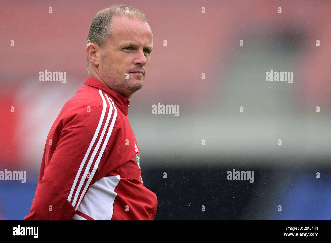 ROTTERDAM - l'entraîneur adjoint de Feyenoord Sipke Hulshoff lors du match amical entre Feyenoord et CA Osasuna au stade Feyenoord de Kuip sur 31 juillet 2022 à Rotterdam, pays-Bas. ANP | hauteur néerlandaise | GERRIT DE COLOGNE Banque D'Images