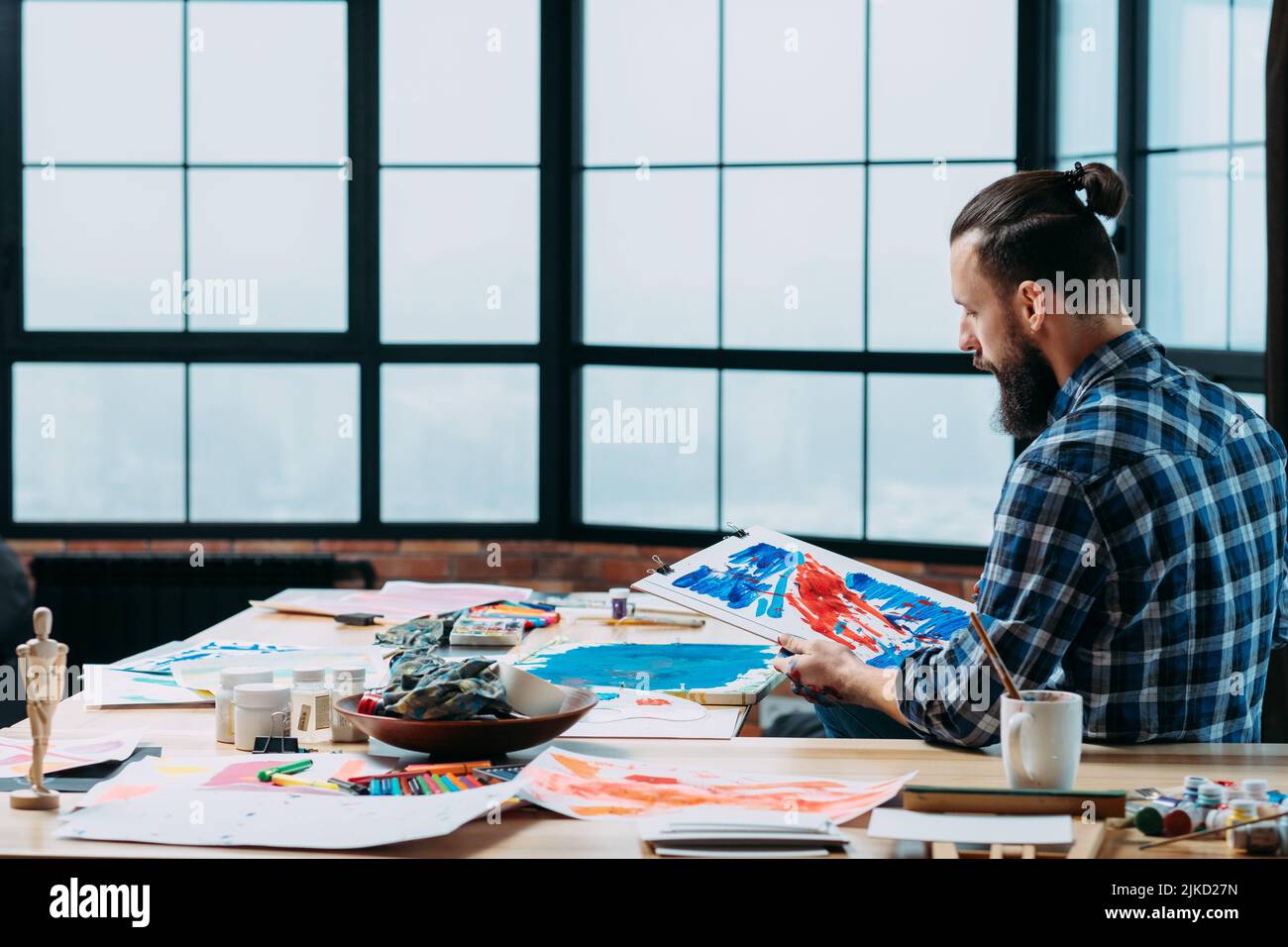 espace de travail créatif loft studio jeune artiste Banque D'Images