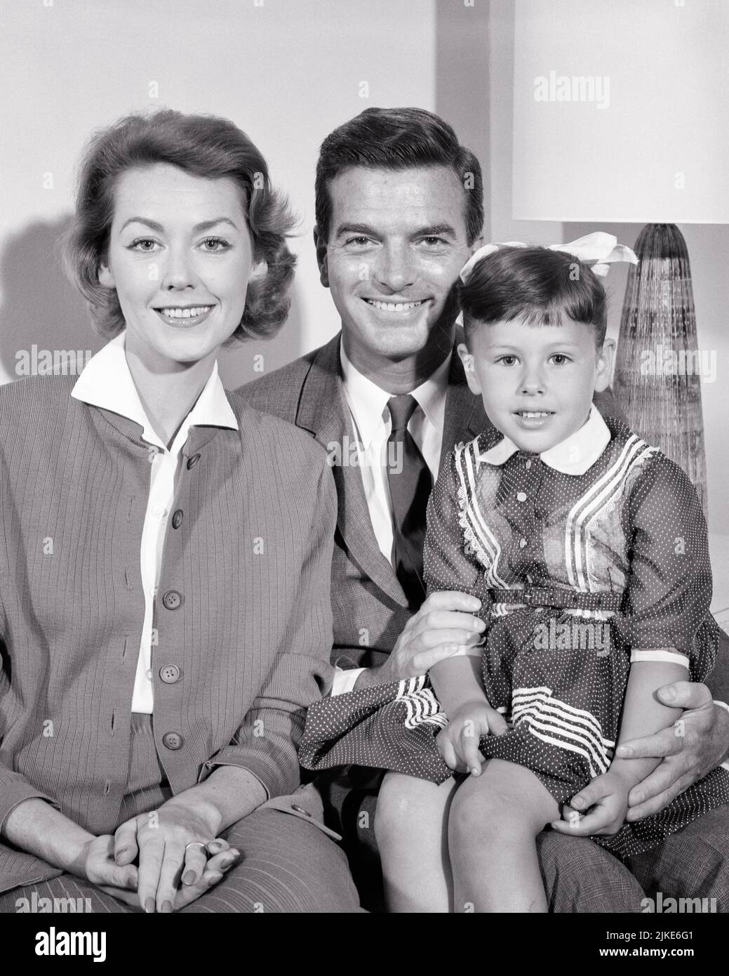 1950s 1960s family portrait smiling Banque de photographies et d'images à  haute résolution - Alamy