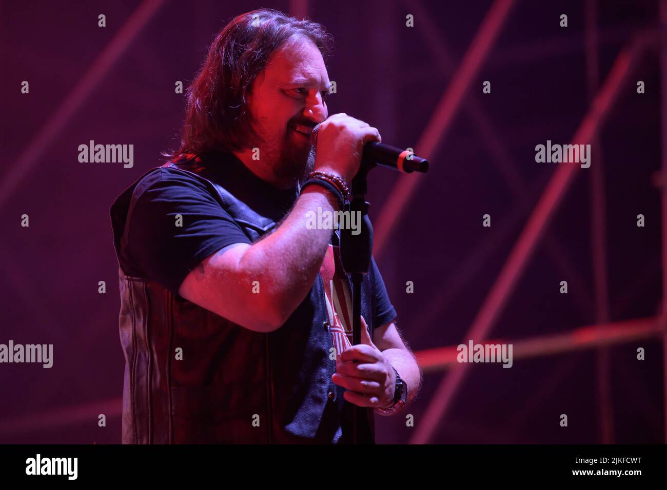 Cinquule, Italie. 01 août 2022. Nomadi se produire sur scène de l'arène della versilia devant beaucoup de gens. Stefano Dalle Luche / Alamy Live News. Banque D'Images