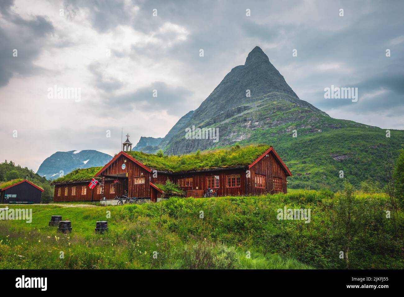 DNT Innerdalshytta - Innerdal Mountain Lodge à Innerdalen, Norvège Banque D'Images