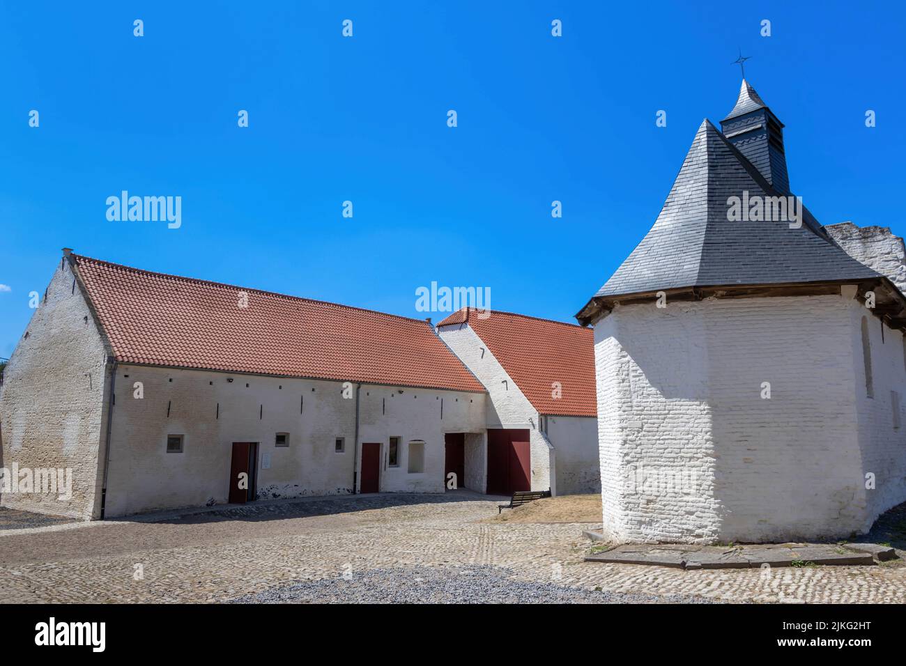 Braine-l'Alleud, Belgique - 14 juillet 2018 : la ferme Hougoumont après restauration Banque D'Images