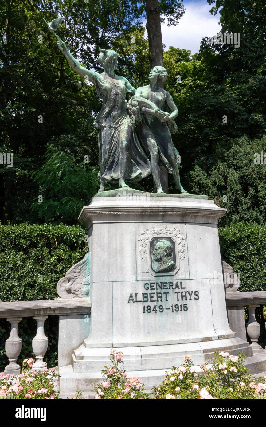 Monument au général Thys par Thomas Vinçotte (1850-1925) et Frans Huygelen (1878-1940), Bruxelles, Belgique Banque D'Images