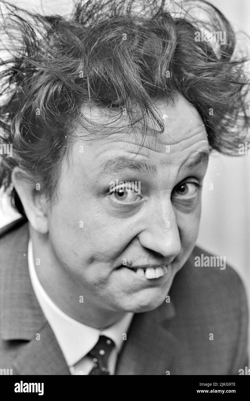 KEN DODD (1927-2018) comédien anglais en février 1966. Photo : Tony Gale Banque D'Images