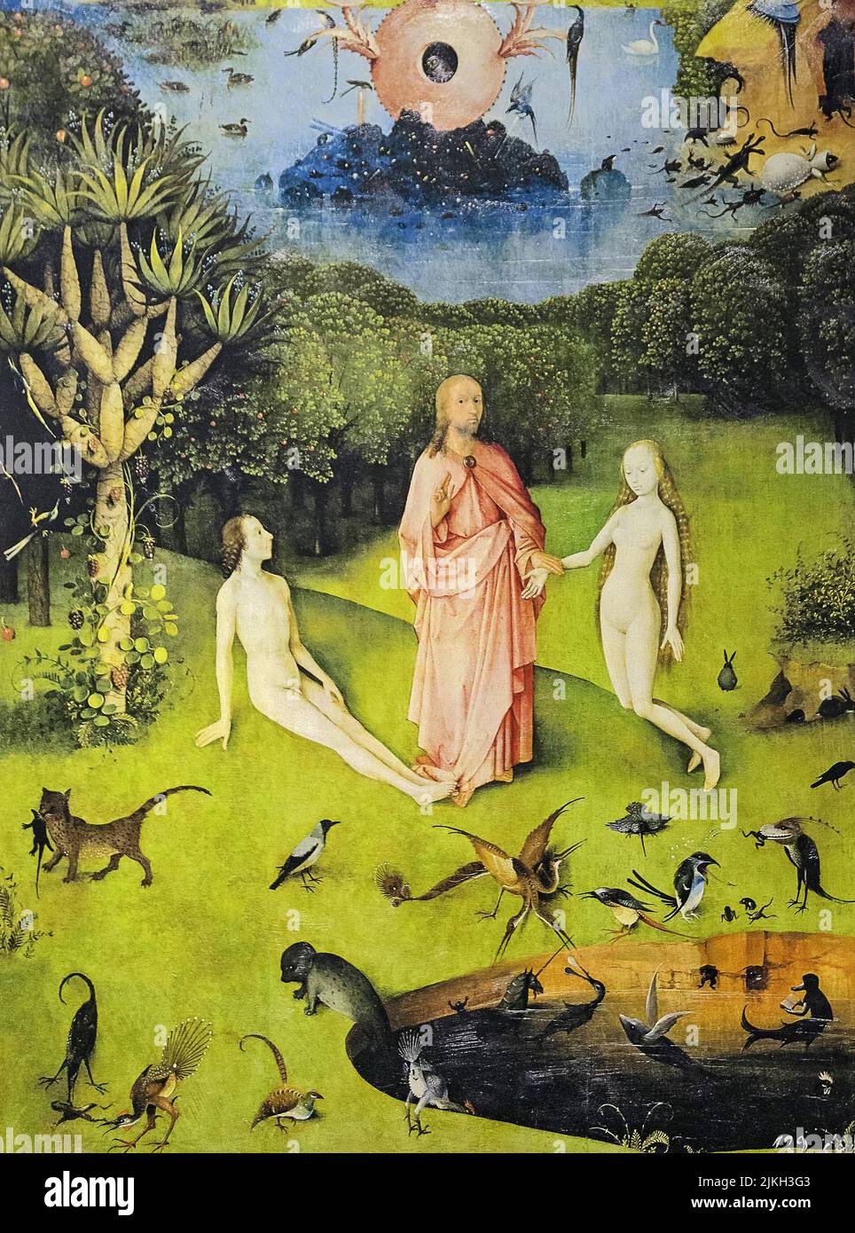 Fait partie du jardin DES DÉLICES TERRESTRES de Hieronymus Bosch, 1490-1510. Paysage de paradis fantastique. Dieu montre Adam Eve. Une variété de créatures Banque D'Images