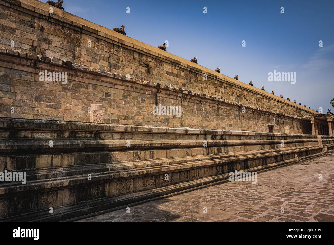 Le temple Shri Airavatesvara est un temple hindou situé à Dharasuram, Kumbakonam, Tamil Nadu. Il a été construit par l'empereur Chola Rajaraja-2. Banque D'Images