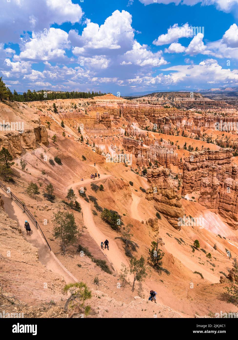 Vue sur Sunset point. Parc national de Bryce Canyon. Utah. ÉTATS-UNIS. Banque D'Images