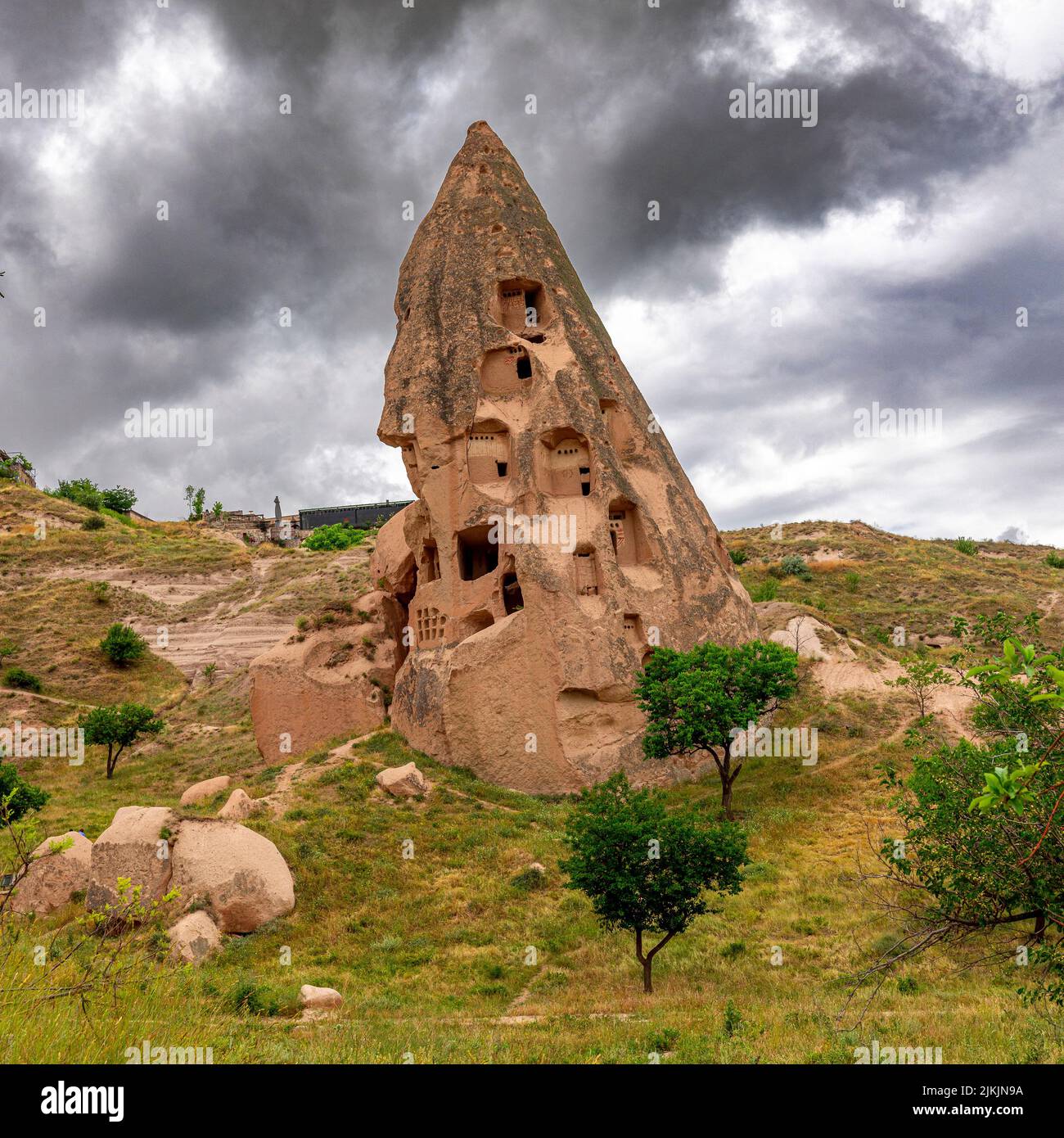 Structure sculptée dans le rocher près d'Uchisar. Turquie. Banque D'Images