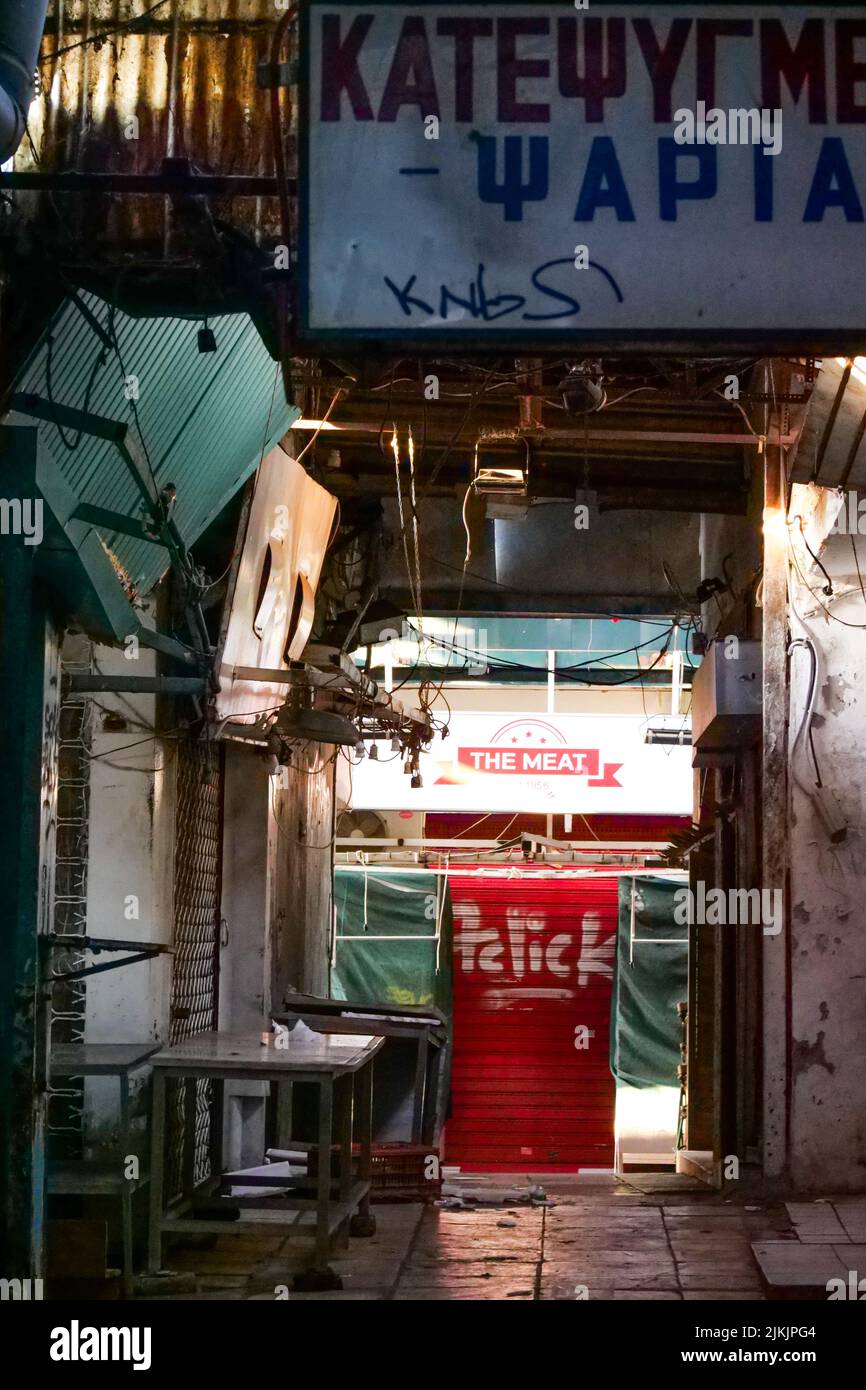 Boucherie fermée, marché de Kapani, Thessalonique, Macédoine, Grèce du Nord-est Banque D'Images