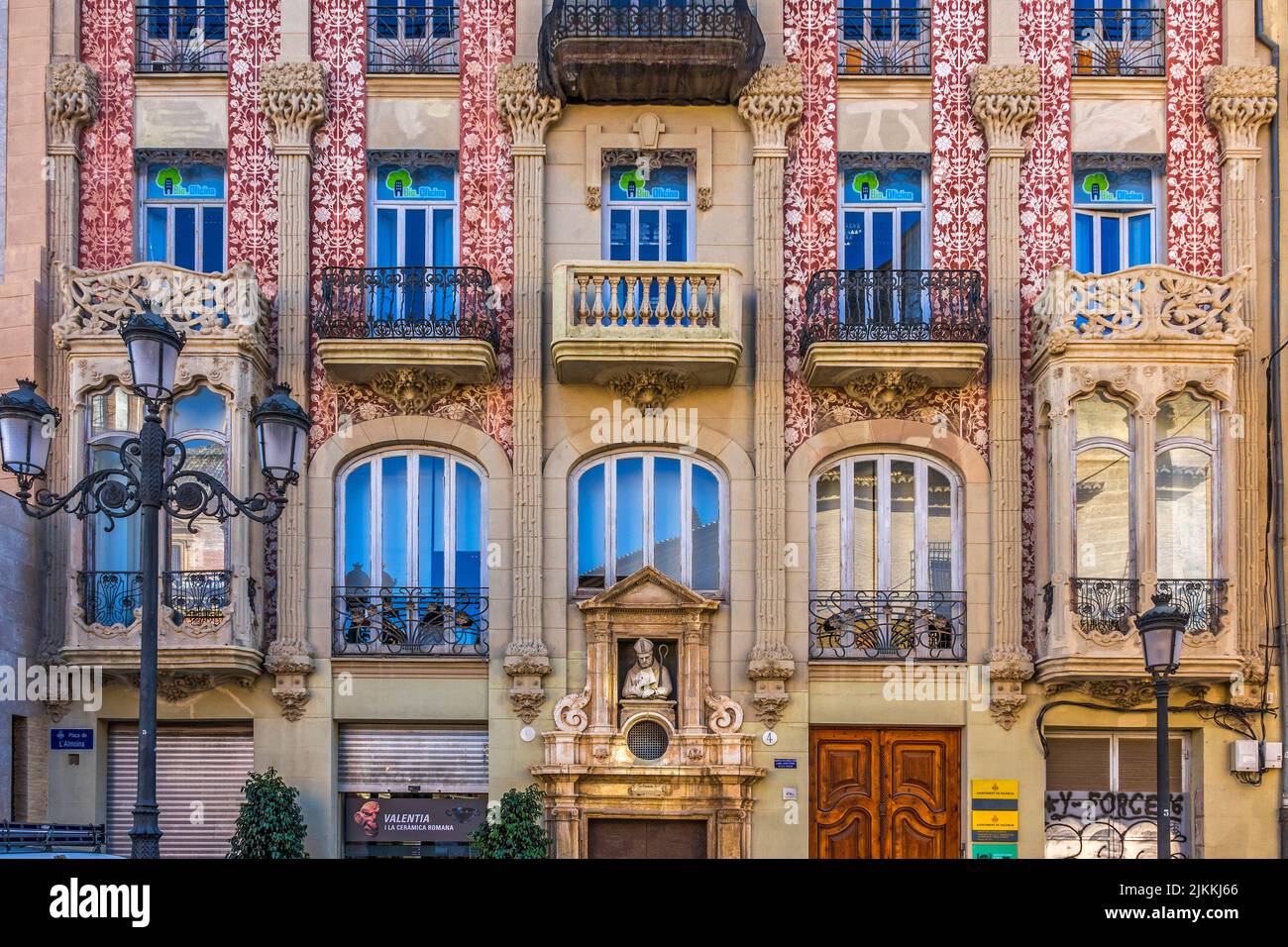 Sol carrelé coloré Building, vieille ville, Valencia, Espagne Banque D'Images