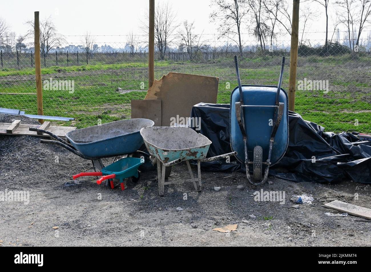Brouettes pour travaux sur le terrain au Chili Banque D'Images