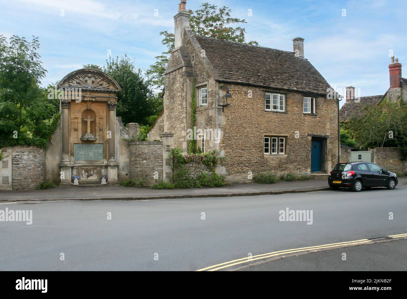 An old rustic house in Lacock Village, Wiltshire county, England Banque D'Images