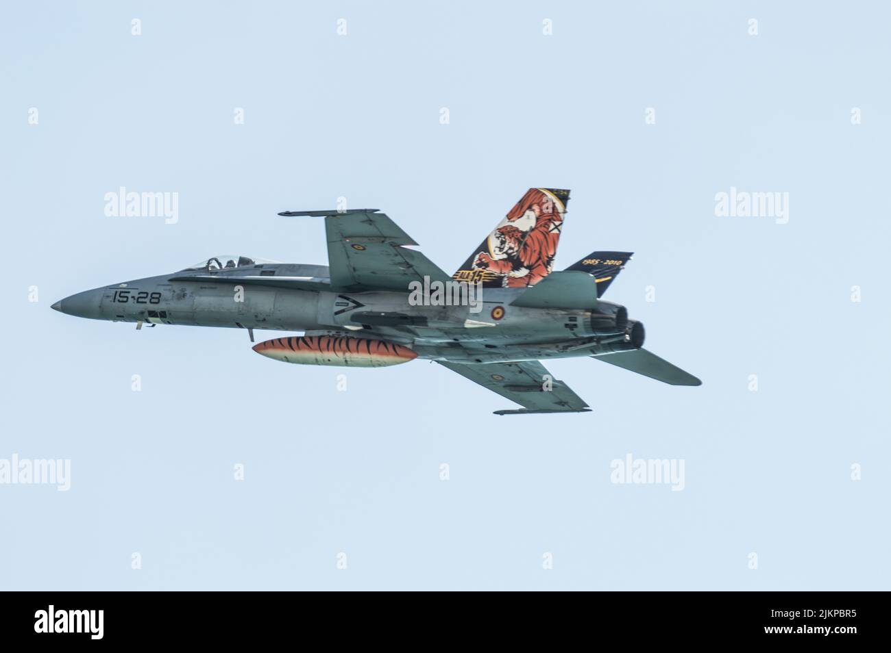 Avion classique de l'armée de guerre dans le ciel. EF-18A HORNET C 15-28 Banque D'Images