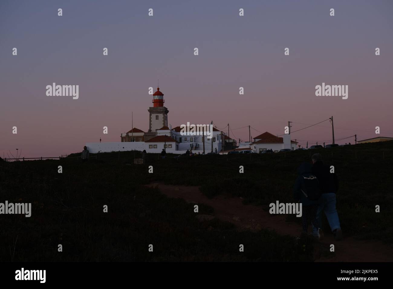 Une belle photo d'un bâtiment ancien pendant le coucher du soleil au Portugal Banque D'Images Une belle photo d'un bâtiment ancien pendant le coucher du soleil au Portugal Banque D'Images