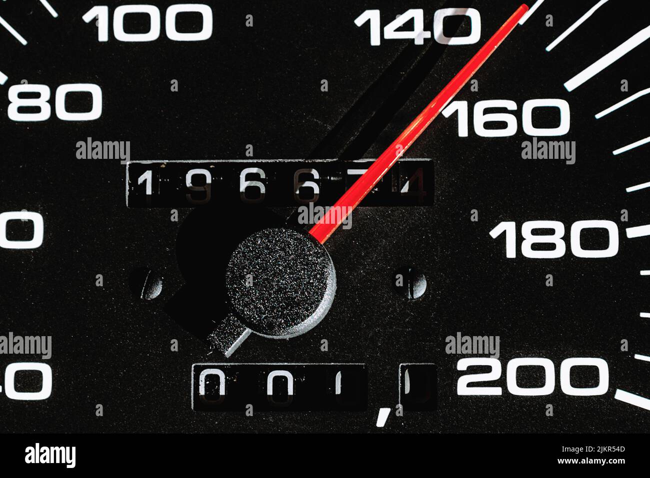 Indicateur de vitesse de voiture, tableau de bord de voiture, flèche du comptetours, compteur