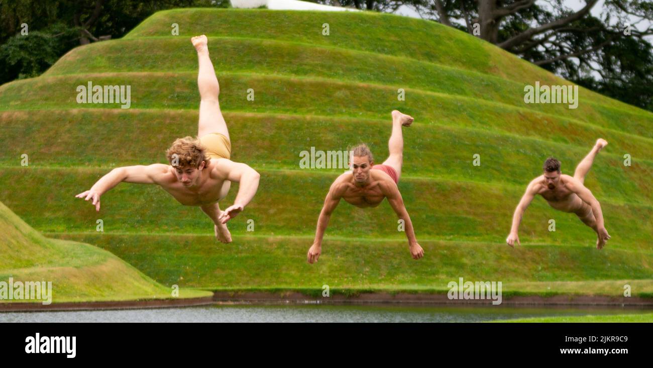 Édimbourg, Écosse, Royaume-Uni. 3rd août 2022. Une troupe de cirque contemporaine SE produit À JUPITER Artland à Édimbourg. Cette année, la troupe présente son spectacle humains 2,0 au festival Edinburgh Fringe. Iain Masterton/Alay Live News Banque D'Images